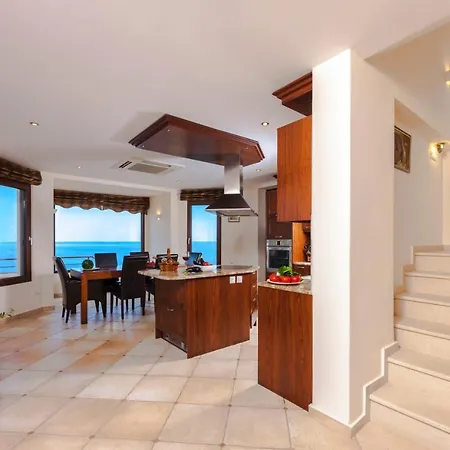 Seasons Villa