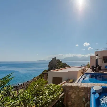 Seasons Villa *