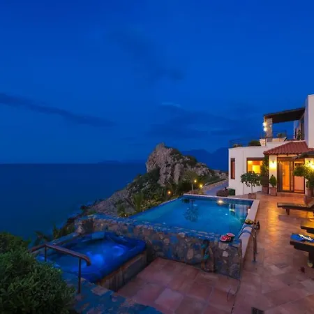 Seasons Villa *